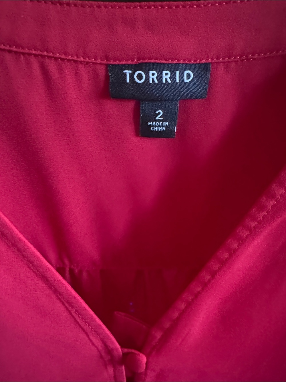 torrid Women’s 2XL Red Button-Front V-Neck Blouse Work Business Office Casual - Picture 5 of 7